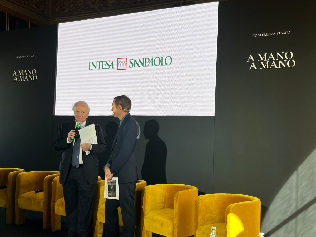 Intesa Sanpaolo si racconta con “A mano a mano”. Lucchini: “Una banca vicina alle persone che sostiene l’economia reale”