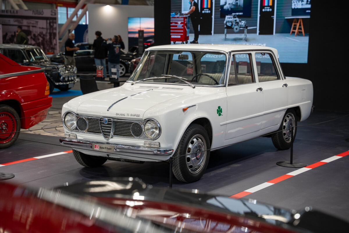 Auto e Moto d’Epoca 2026: debutta il libro dedicato all’Alfa Romeo Giulia Auto e Moto d’Epoca 2026: debutta il libro dedicato all’Alfa Romeo Giulia