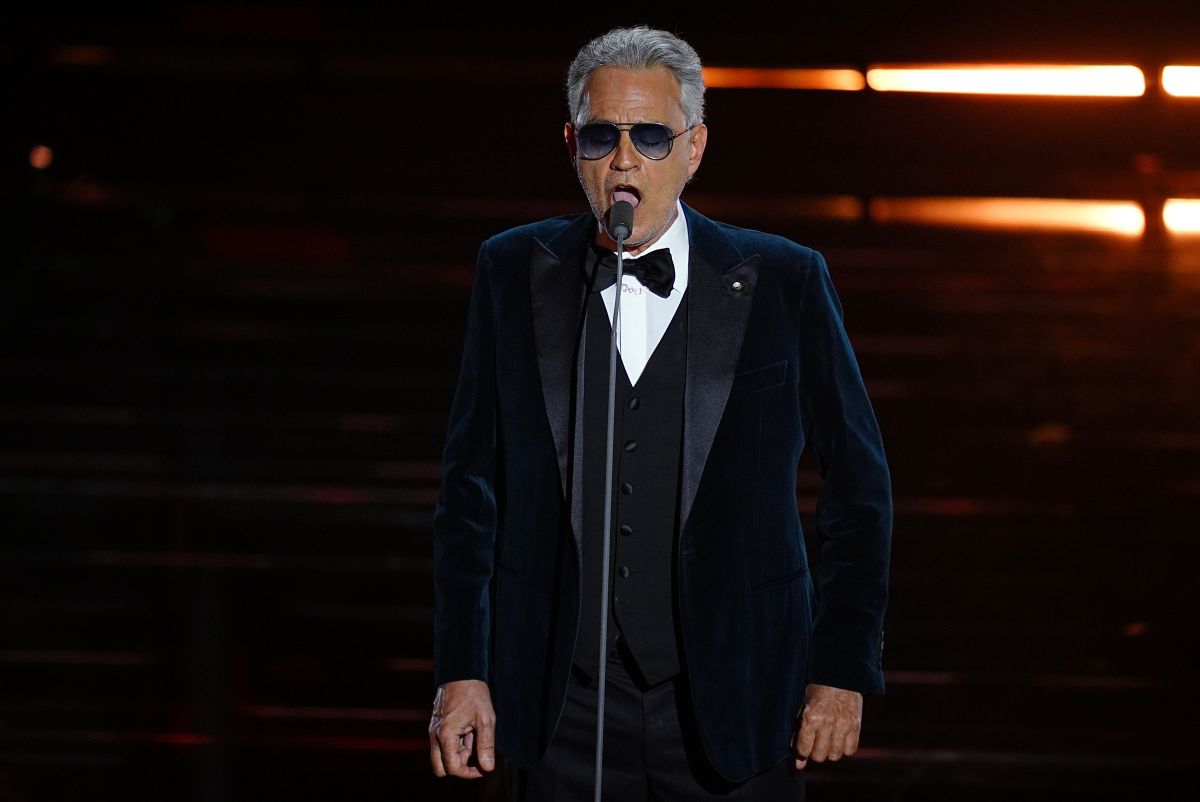 Grande Fratello Vip, la battuta di Roncaccia su Bocelli fa scattare la polemica: la replica del tenore Grande Fratello Vip, la battuta di Roncaccia su Bocelli fa scattare la polemica: la replica del tenore