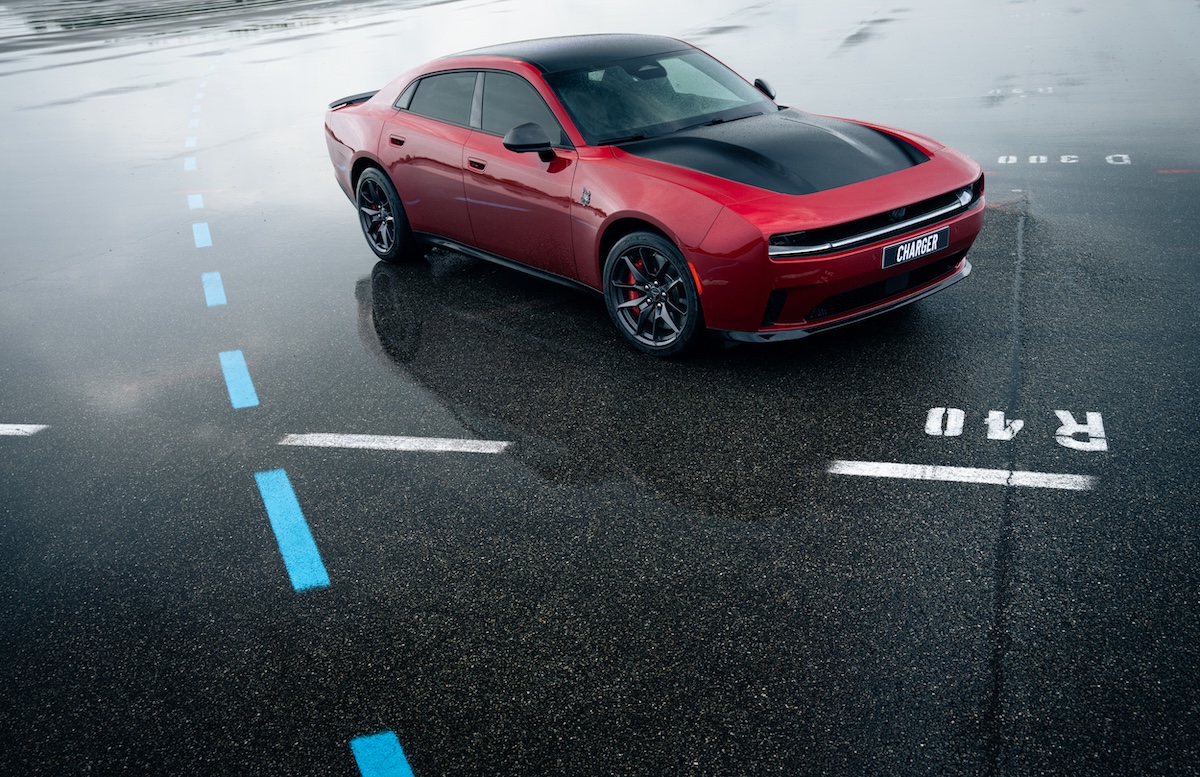 Dodge Charger Daytona e SIXPACK: la nuova generazione arriva in Europa Dodge Charger Daytona e SIXPACK: la nuova generazione arriva in Europa