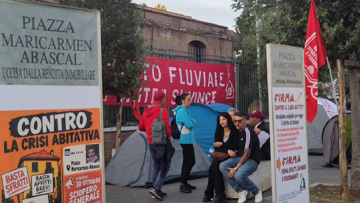 Per gli affitti in salita, tende a Termini contro il caro casa: “Stop alla speculazione” Per gli affitti in salita, tende a Termini contro il caro casa: “Stop alla speculazione”