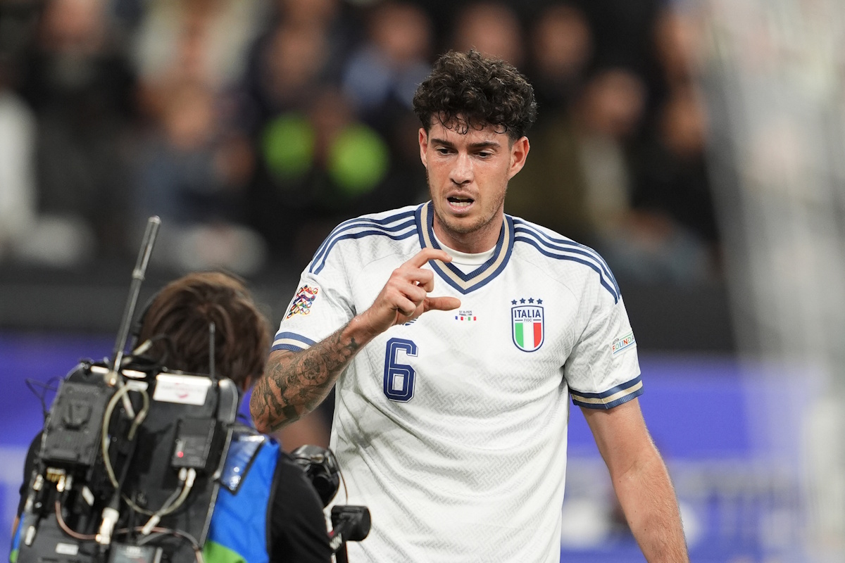 Ascolti tv, vola il calcio di Francia-Italia: fino al picco del 46% di share, le briciole per gli altri Ascolti tv, vola il calcio di Francia-Italia: fino al picco del 46% di share, le briciole per gli altri