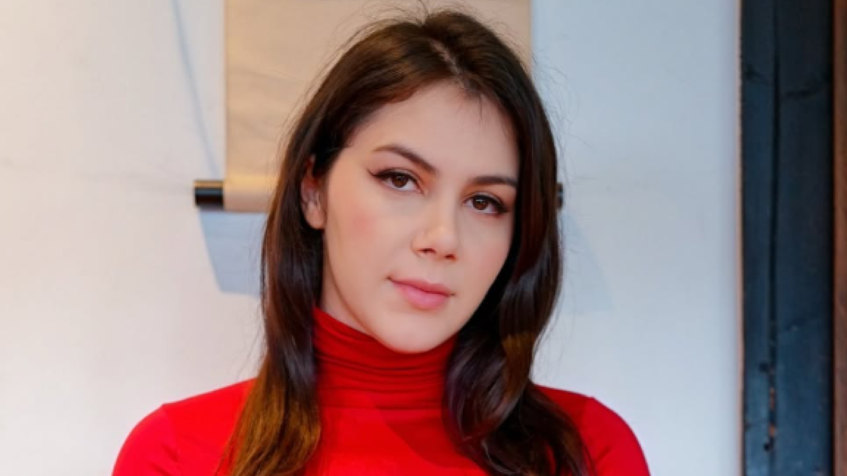Valentina Nappi, il porno non tira più. Conti in calo per la sua società Valentina Nappi, il porno non tira più. Conti in calo per la sua società