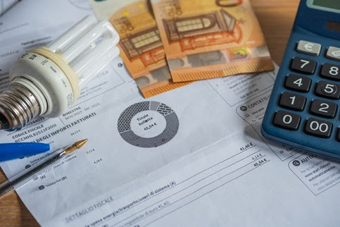 Bollette, stangata anche sui prezzi del gas: ecco tuti gli aumenti e come è possibile risparmiare Bollette, stangata anche sui prezzi del gas: ecco tuti gli aumenti e come è possibile risparmiare